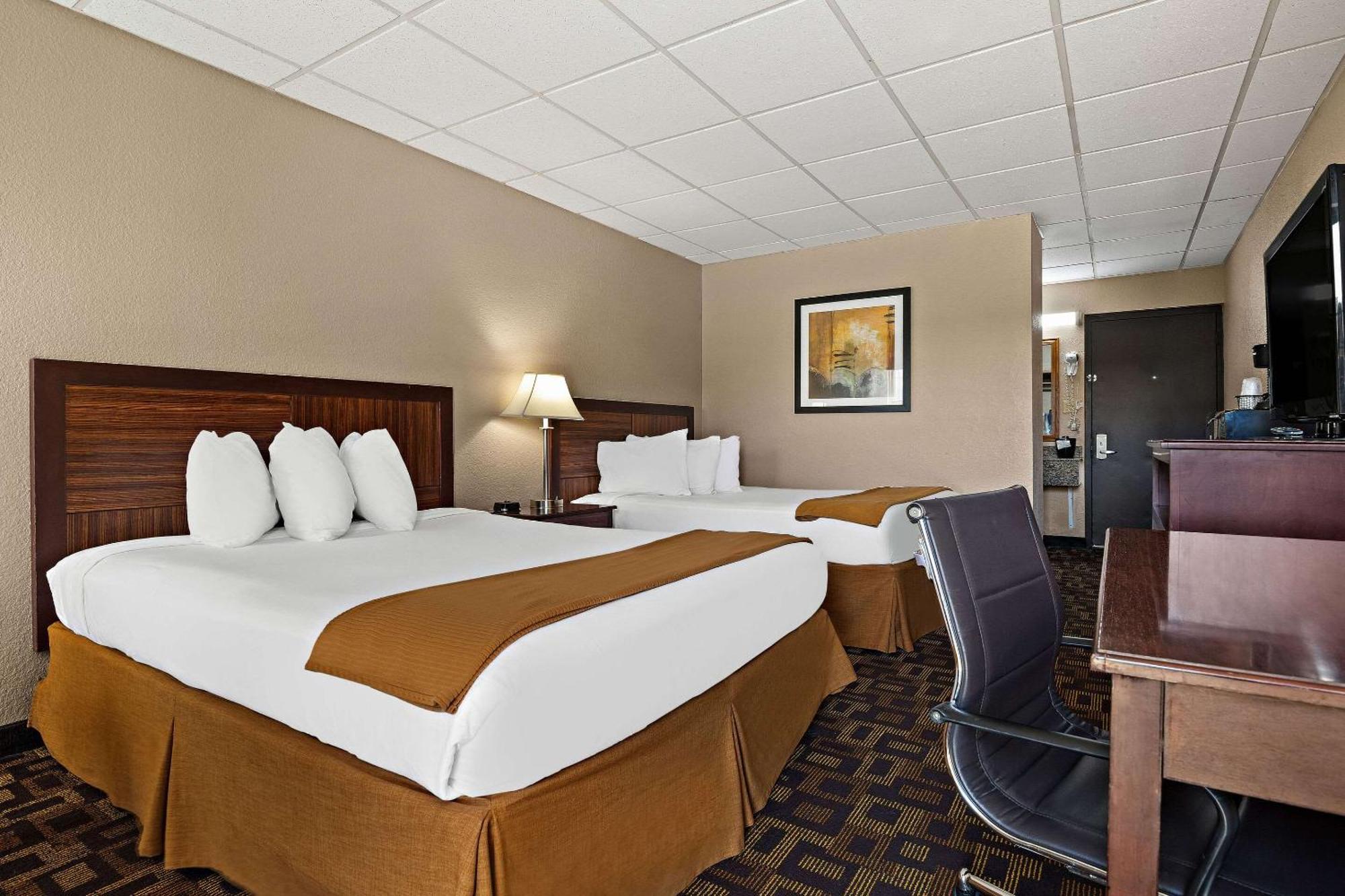 Rodeway Inn McPherson Exterior foto